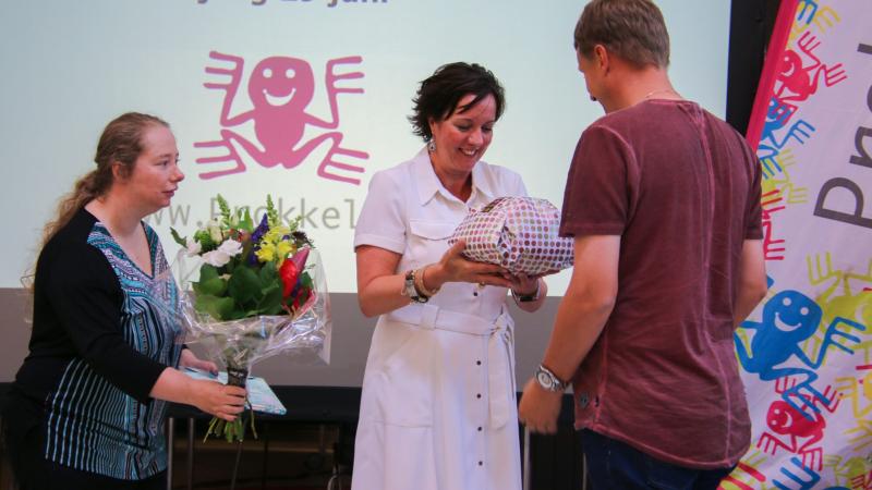 Ellis Jongerius en Tamara van Ark bij prijsuitreiking Gouden Prokkel 2018