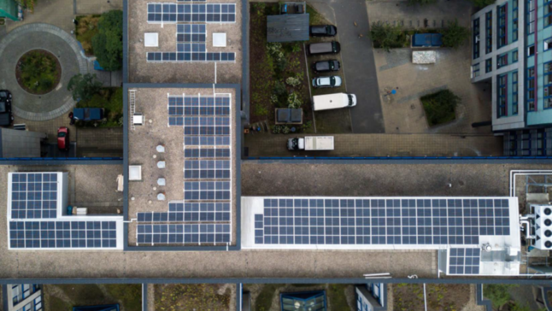 Zonnepanelen op daken