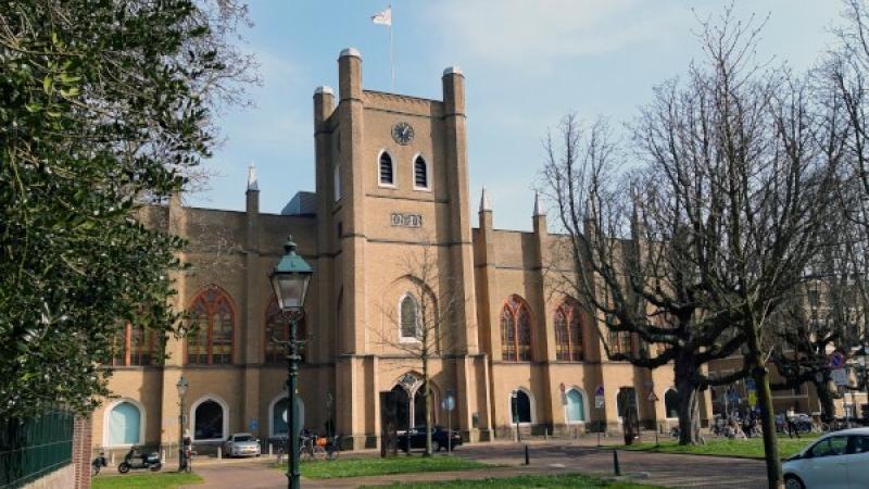 Gebouw de Willemshof vanaf de voorkant gezien