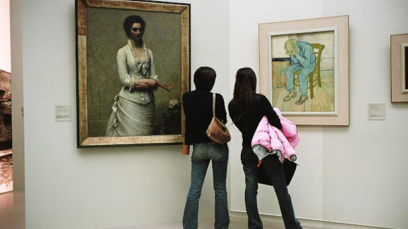 schilderijen in museum