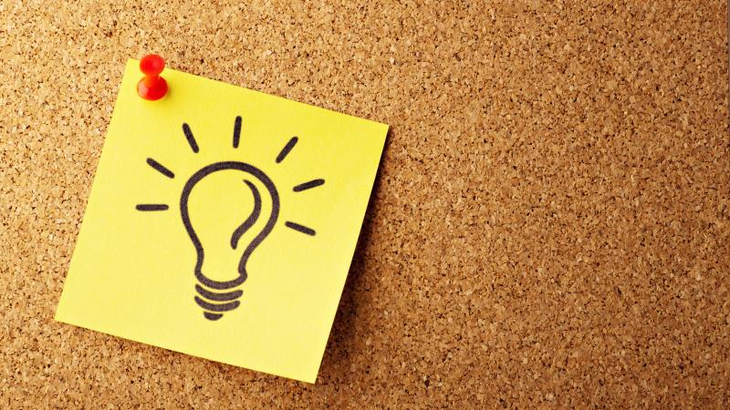 memo geprikt op board