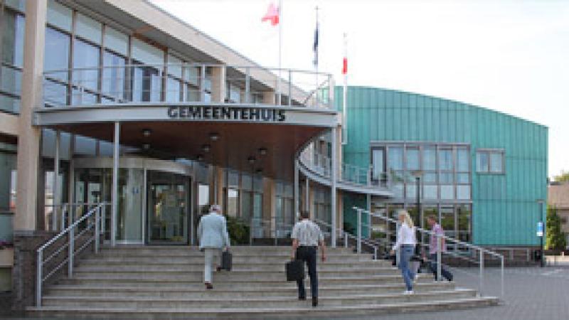Ingang gemeentehuis Barendrecht