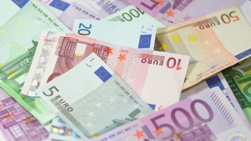 Stapel bankbiljetten