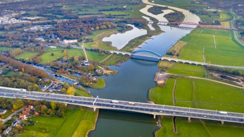 Luchtfoto bruggen