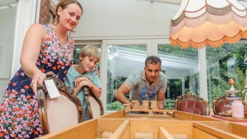 statushouder aan het sjoelen