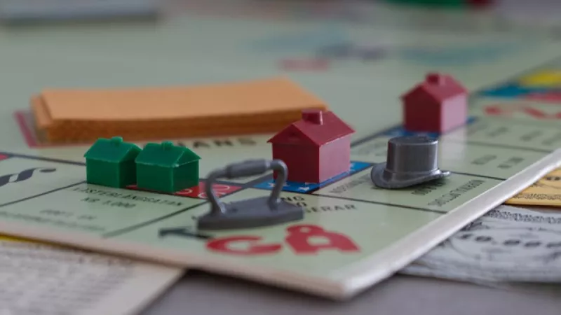 Monopoly-spelletje met huisjes