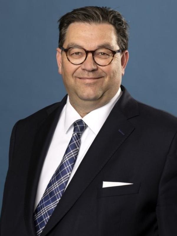 Raymond Vlecken