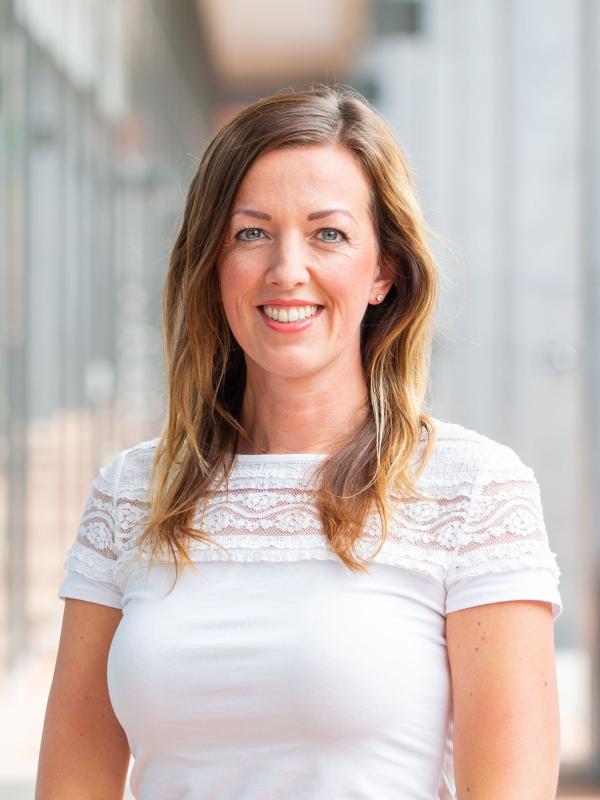 Monique van Esterik
