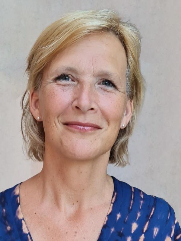 Cecile Bus
