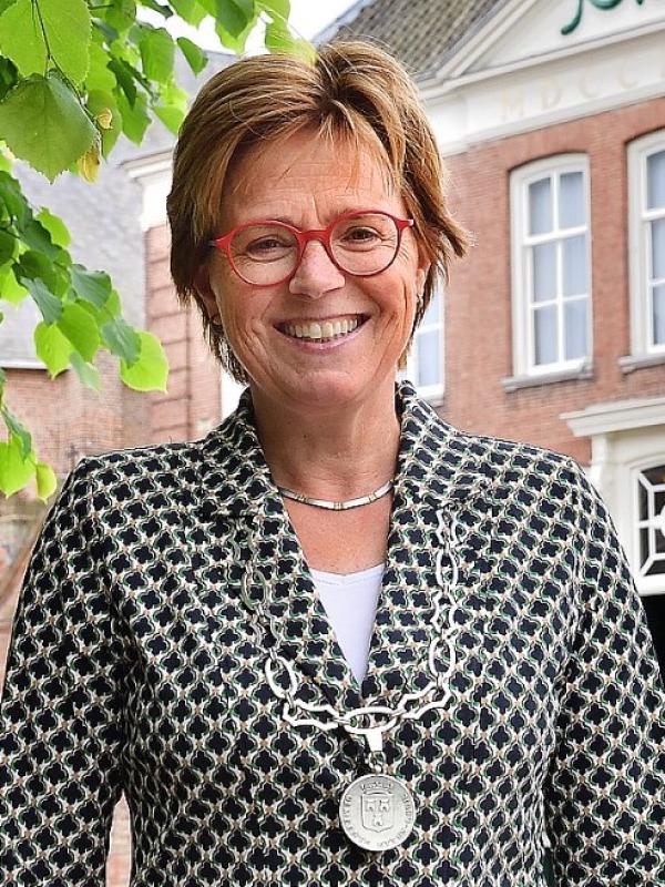 miranda-de-vries