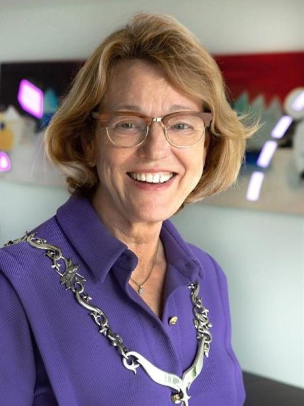 Ineke Bakker