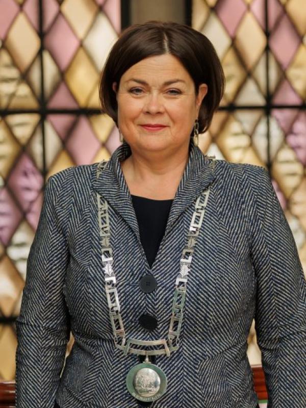 Arinda Callewaert