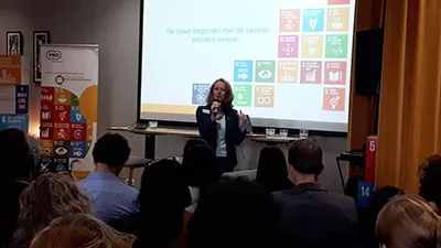 Plenaire met Sandra Pellegrom Nationaal Coördinator SDGs